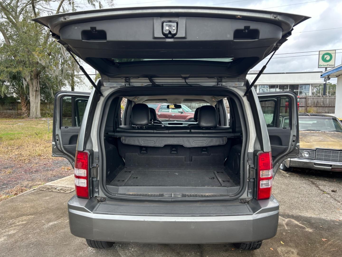 2012 Jeep Liberty (1C4PJMFK2CW) , located at 1758 Cassat Ave., Jacksonville, FL, 32210, (904) 384-2799, 30.286720, -81.730652 - 2012 JEEP PATRIOT 4X4 LIMITED JET EDITION $4000.00 CASH 253,369 MILES SKYLINE ROOF LEATHER ALLOYS NAVIGATION SYSTEM THIS ONE HAS IT ALL!!! CALL US TODAY BEFORE IT'S SOLD!!! CALL NOW @ 904-384-2799 - Photo#20